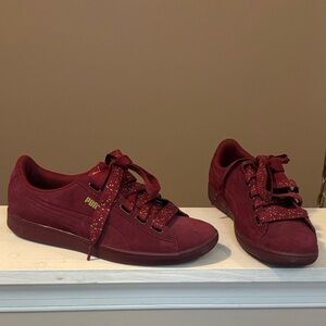 PUMA Women's Burgundy Sneakers